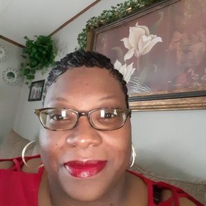 Meet your Posher, Jeanette